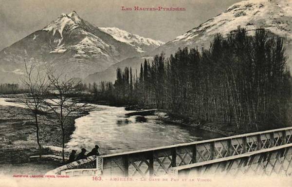 La vue du Pic de Viscos depuis la plaine d’Argelès-Gazost