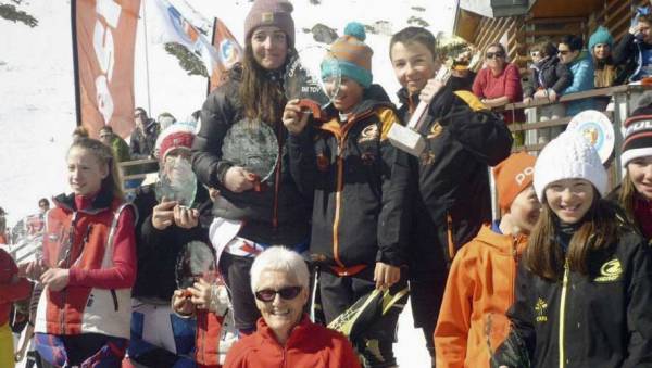 Hélène Knobel tout sourire...