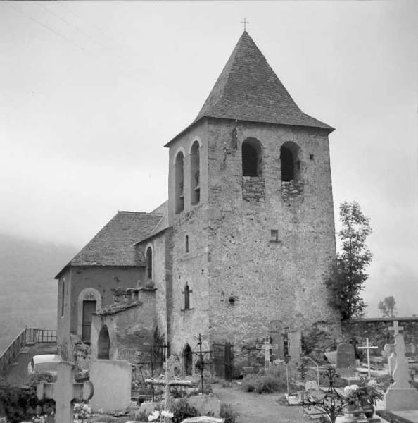 Église d’Esquièze prise en 1971