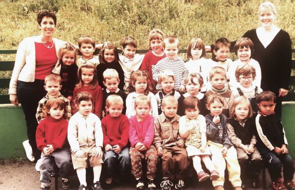 École de Luz. Classes de petite et moyenne section...