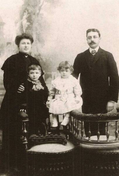 Emiliana Cerrudo de Destarde et son mari Don Luciano...