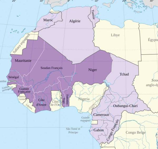 En violet, l’Afrique occidentale française...
