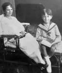 Ma Grand-Mère Hélène Macrez et son fils, mon père Claude Macrez